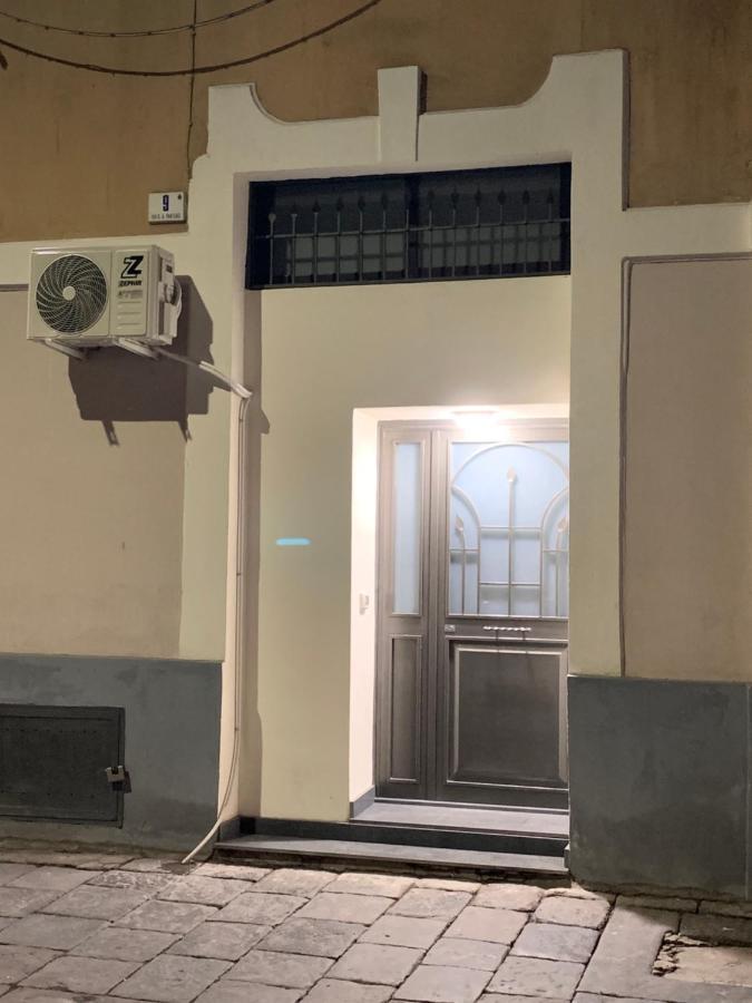 Nuovissimo Appartamento Indipendente Al Centro !! Catane Extérieur photo
